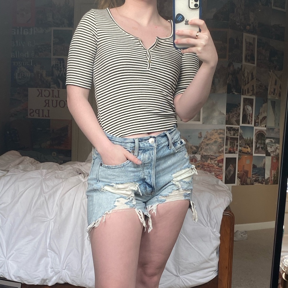 striped baby tee!